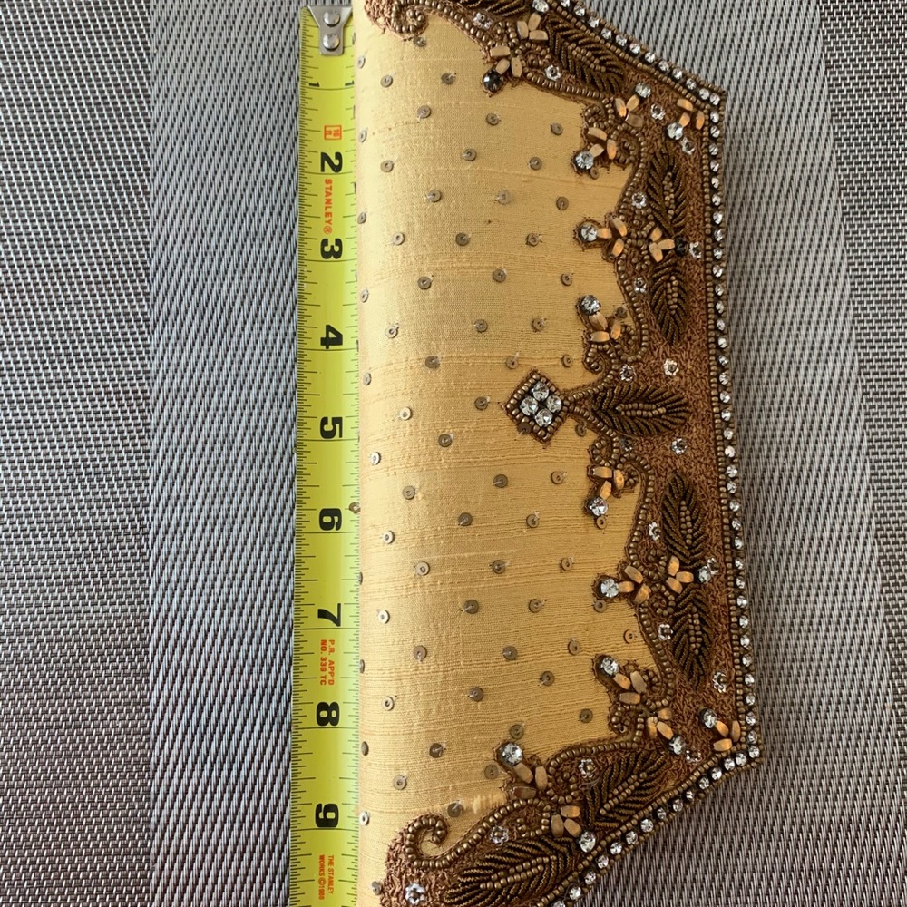 Clutch purse